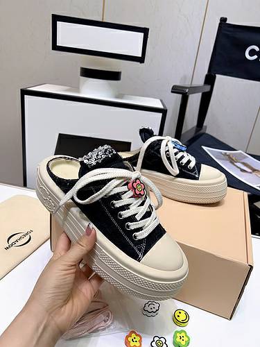 Picture of Foreshdow Shoes Women _SKUfw134655330fw